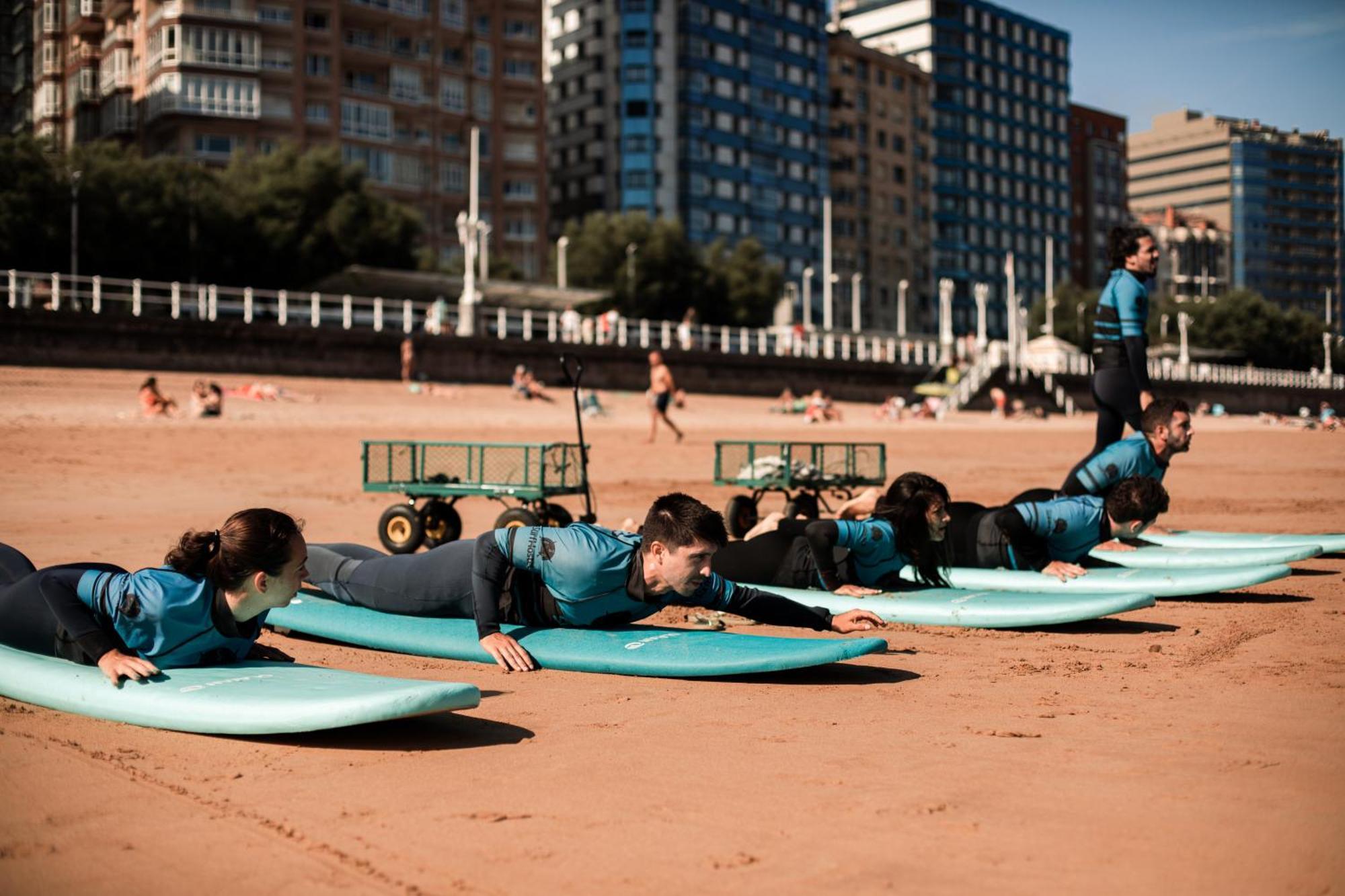 Gijon Surf Hostel エクステリア 写真